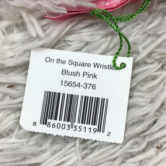 Vera Bradley On The Square quilted blush pink floral wristlet crossbody NWT - Picture 4 of 9